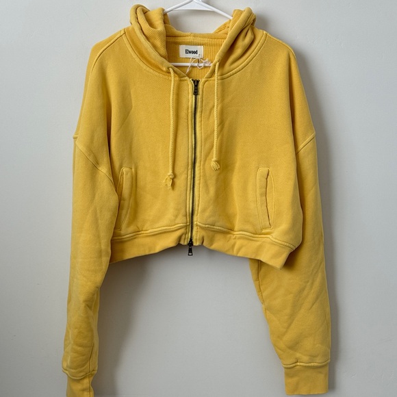 Elwood Jackets & Blazers - Elwood Cropped Yellow Thick Waffle Knit Lined Hoodie Size: L